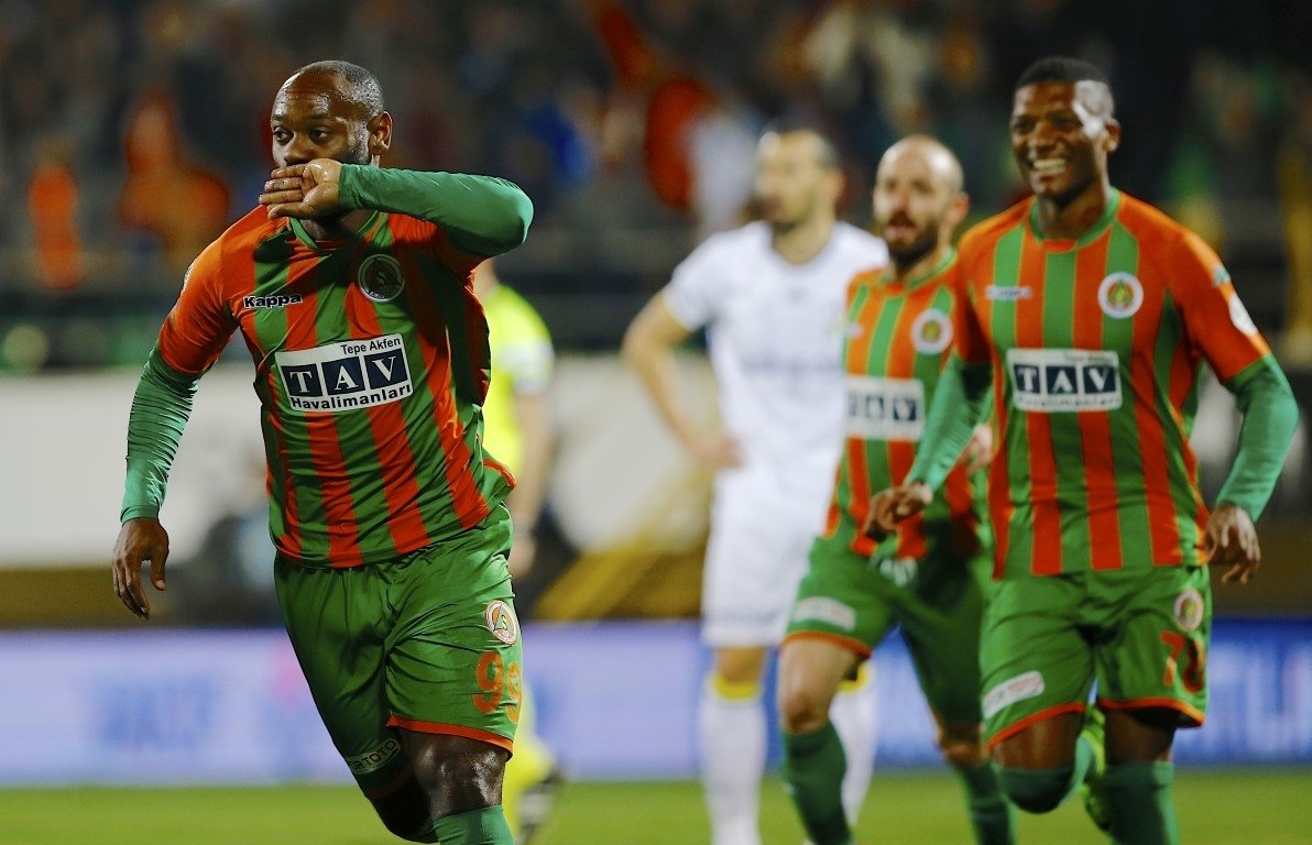 Trabzonspor’dan Vagner Love bombası