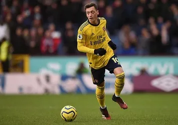 Mesut Özil: Geleceği göremiyorum
