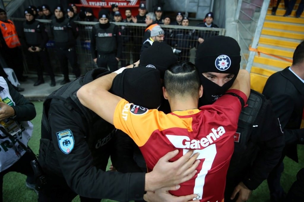 Yasin Öztekin’in kadro dışı kalma nedenleri