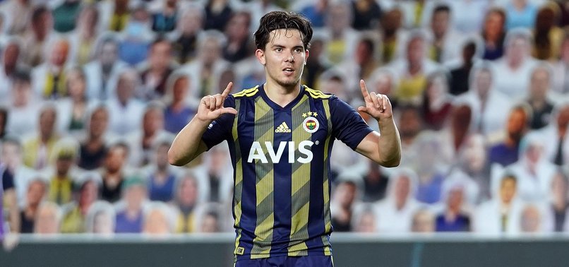 O görüntü ekrana yansımadı! Emre Belözoğlu ve Ferdi Kadıoğlu...