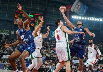 Anadolu Efes deplasmanda çok rahat