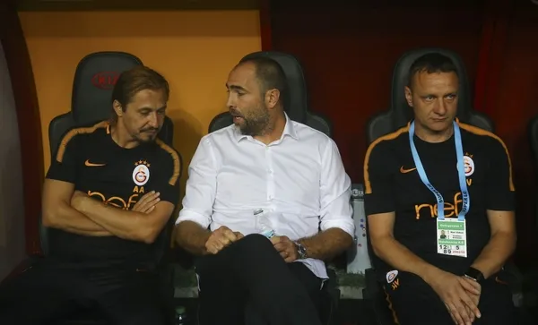 Galatasaray'a teknik direktör dayanmıyor - 3