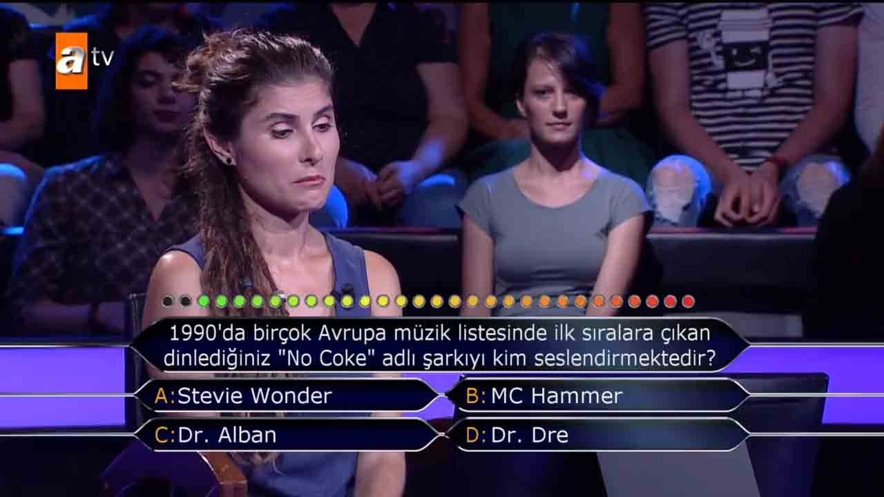 Milyoner’e damga vuran ’Futbol’ sorusu! Kim Milyoner Olmak İster 833.yeni bölüm soru ve cevapları!