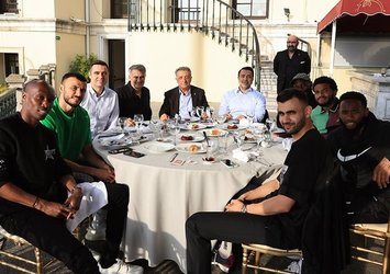 Beşiktaş'ta derbi öncesi moral yemeği