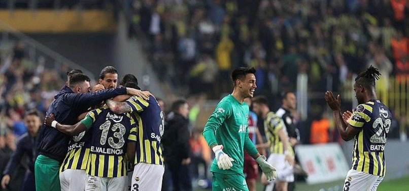 Fenerbahçe, Trabzonspor’u 3-1 Mağlup Etti! Fenerbahçe, Trabzonspor’u 3-1 Mağlup Etti!