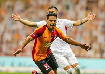 Falcao’nun peşinde