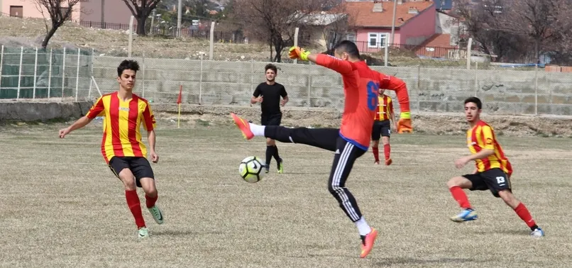 Üç dakikalık maça bir gol sığdırdılar