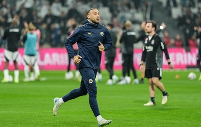Beşiktaş tribünlerinden Cenk Tosun’a tepki!
