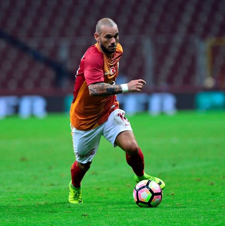 Wesley Sneijder’de flaş gelişme!