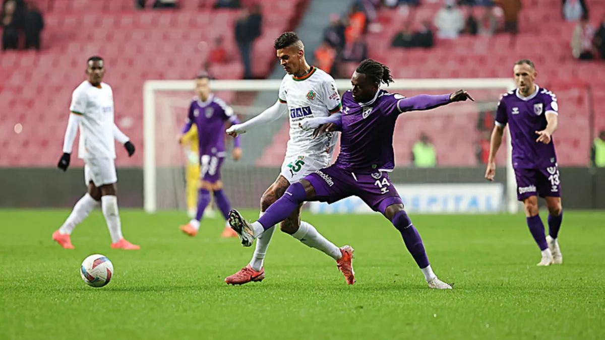 Samsunspor 1-1 Alanyaspor (MAÇ SONUCU-ÖZET)