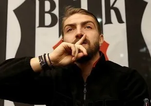 Caner Erkin ilk kez 3'lü çektirdi