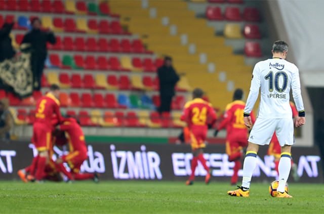 Fenerbahçeli yöneticilerden futbolculara olay suçlama!