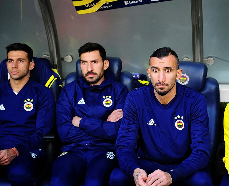 Koeman’dan Mehmet Topal’a 2 özel görev