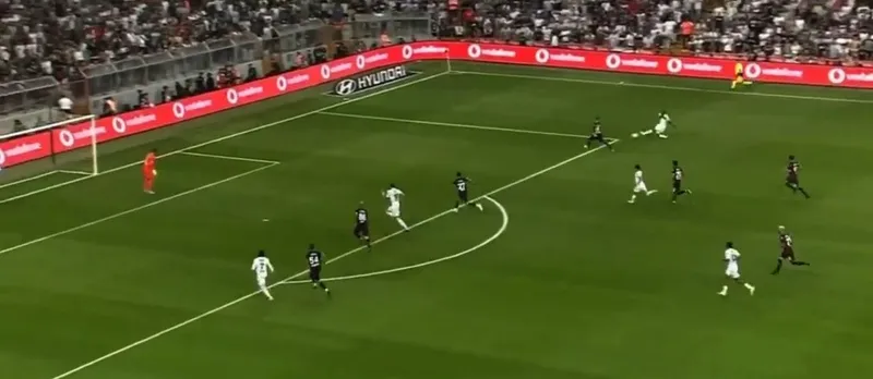 Beşiktaş Fatih Karagümrük maçında yine ofsayta takıldı! Wout Weghorst... - 2