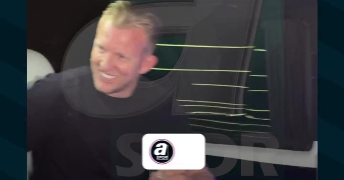 Dirk Kuyt, Fenerbahçe için İstanbul'da!