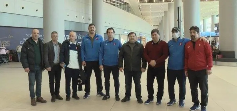 Serbest Güreş Milli Takımı yurda döndü