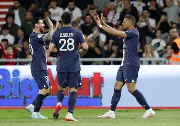 Lider PSG hata yapmadı!