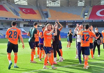 Başakşehir rahat nefes aldı! Süper Lig'de...