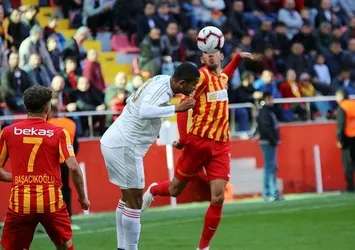 Kayserispor evinde Sivasspor'u devirdi