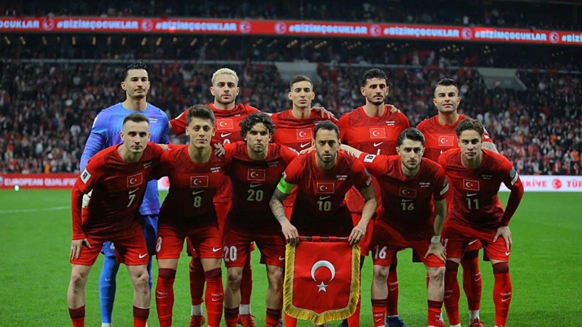 Türkiye yabancı basında manşetlerde! Dünya Kupası bileti sonrası...