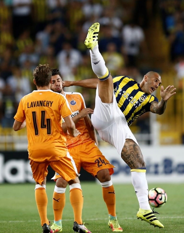 Fernandao bavulunu topladı