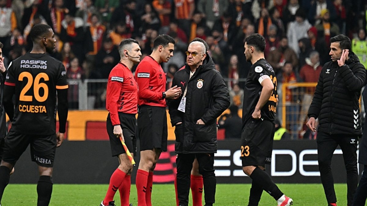 GALATASARAY HABERİ: Ahmet Çakar'dan flaş paylaşım! Kral çıplak GALATASARAY HABERİ: Ahmet Çakar'dan flaş paylaşım! Kral çıplak
