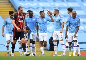 Manchester City rahat kazandı!