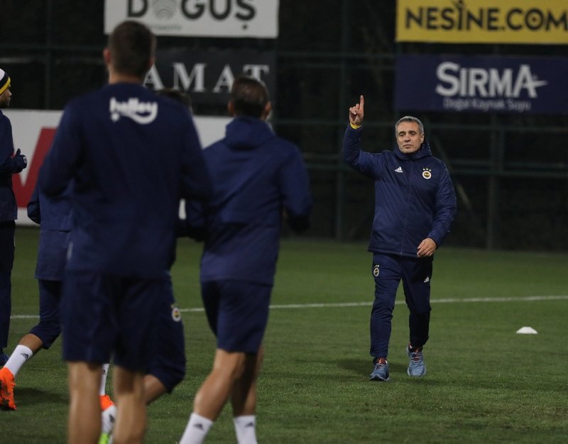 Fenerbahçe ’yeniden doğuş’ peşinde!