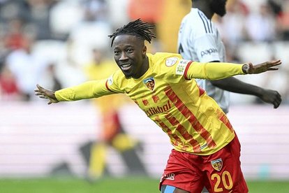 Carlos Mane açılışı yaptı!