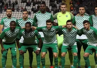 Akhisar'da 2 futbolcu kadro dışı bırakıldı