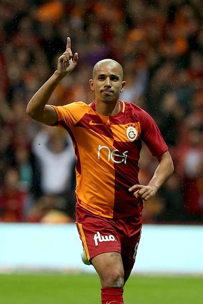 Ünlü futbolcuların boyları