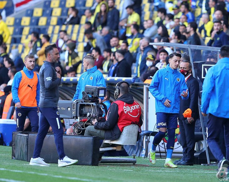 FENERBAHÇE TRANSFER NEWS: Mesut Özil is at the crossroads in Fenerbahçe! In January...