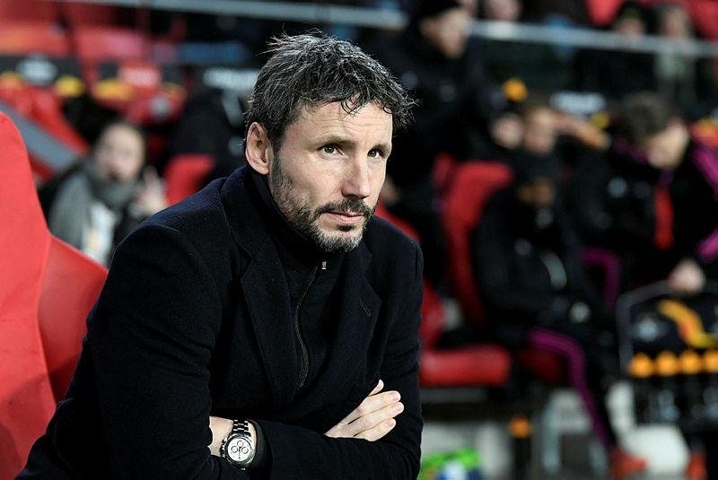 PSV’de Van Bommel dönemi sona erdi