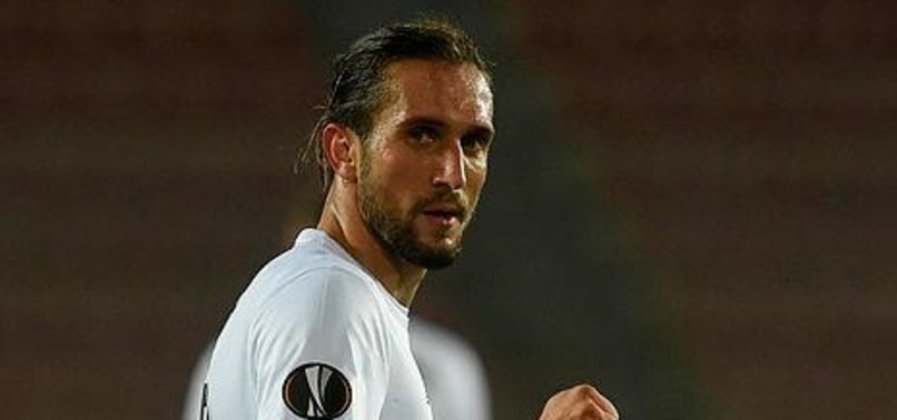 Yusuf Yazıcı tarihe geçti! Arda Turan'ın ardından...