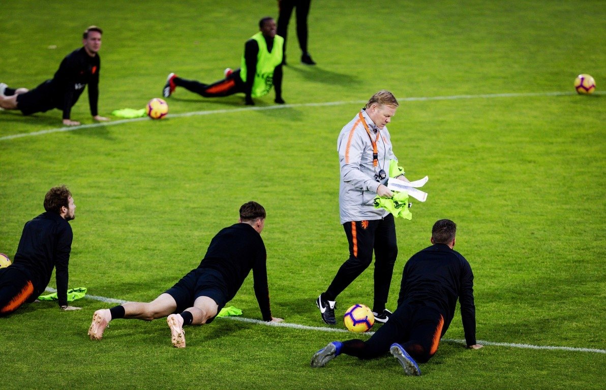 Koeman için yönetimden karar