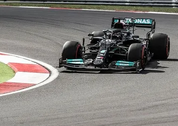 Hamilton'a 10 sıra cezası!