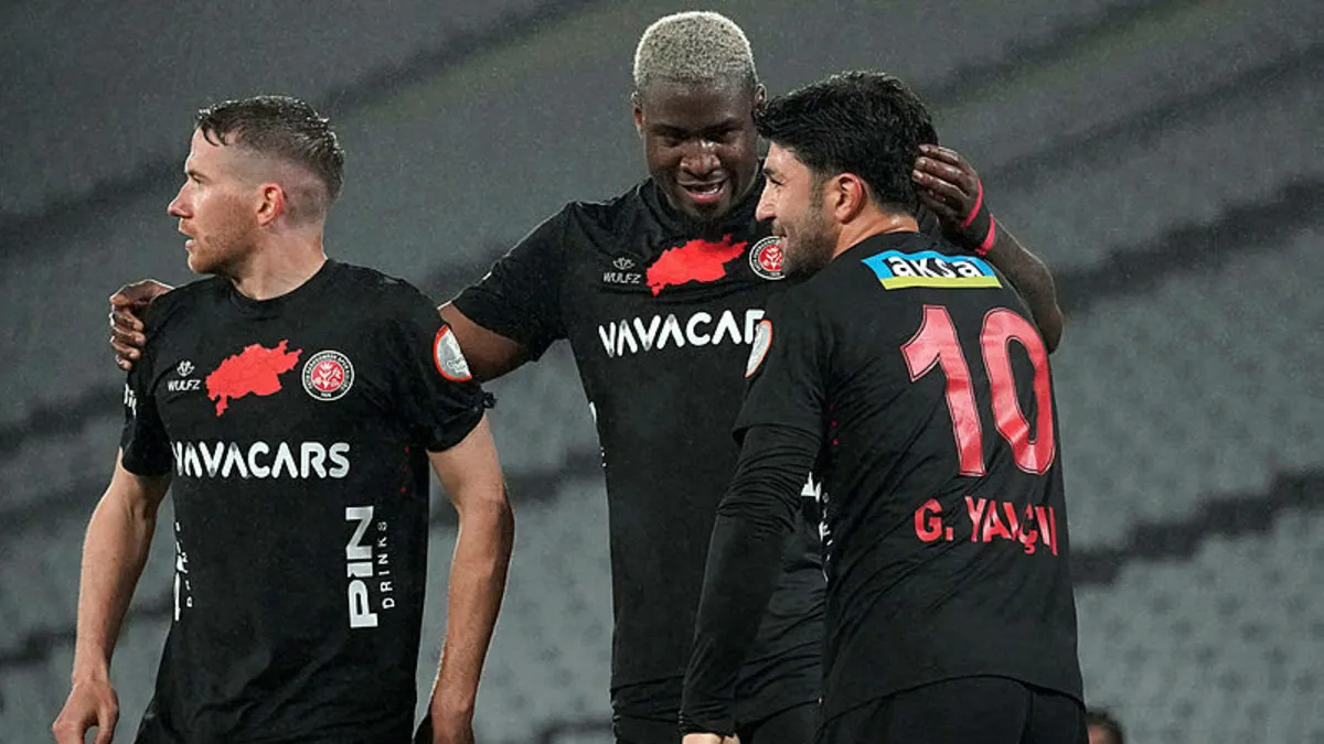 Vavacars Fatih Karagümrük 4-1 Bitexen Antalyaspor (MAÇ SONUCU-ÖZET)