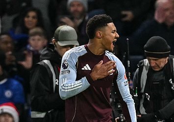 Aston Villa geriden gelerek galip!