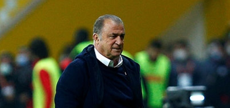 Fatih Terim kulübedeki yerini Göztepe maçıyla alıyor!