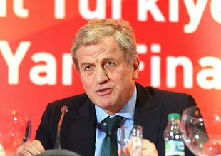 Şenes Erzik'ten sonra bir ilk