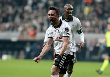 Gökhan Gönül imzayı attı! İşte detaylar...