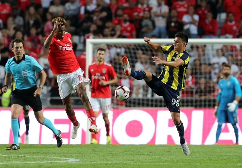 Devlerin gözü Eljif Elmas’ta