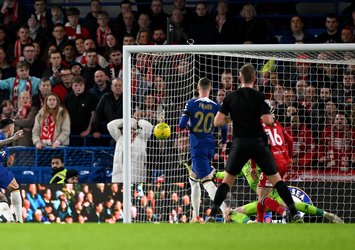 Chelsea rakibini ezdi geçti!