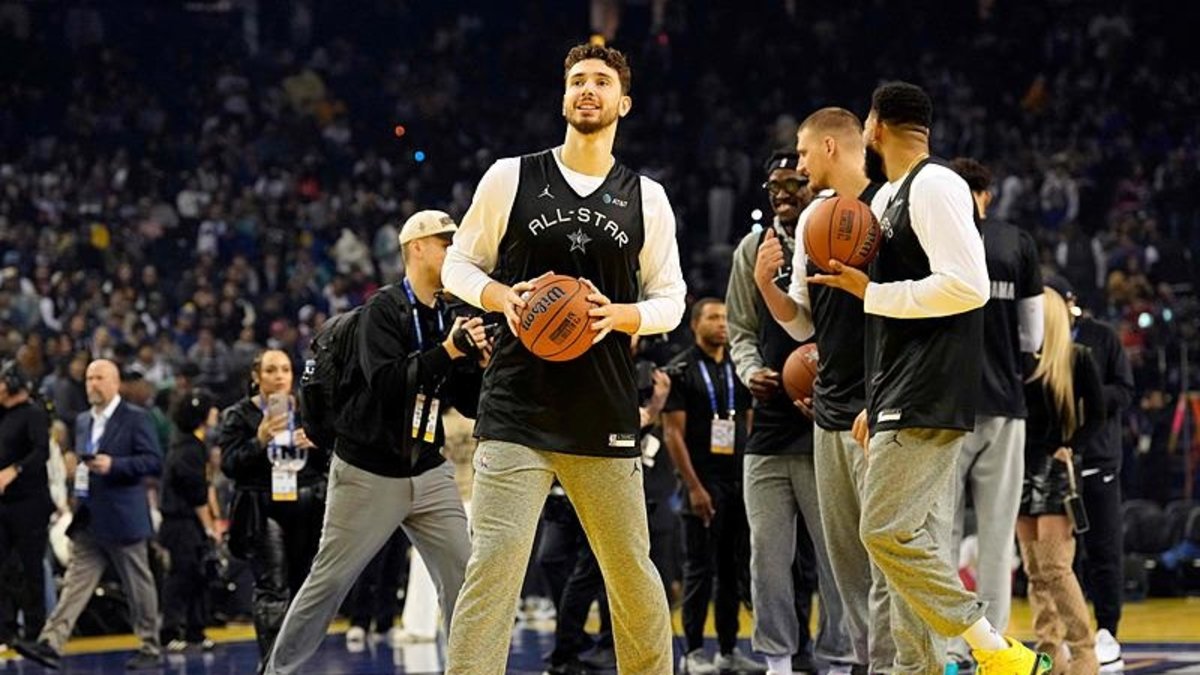 Alperen Şengün ilk NBA All-Star antrenmanında Alperen Şengün ilk NBA All-Star antrenmanında