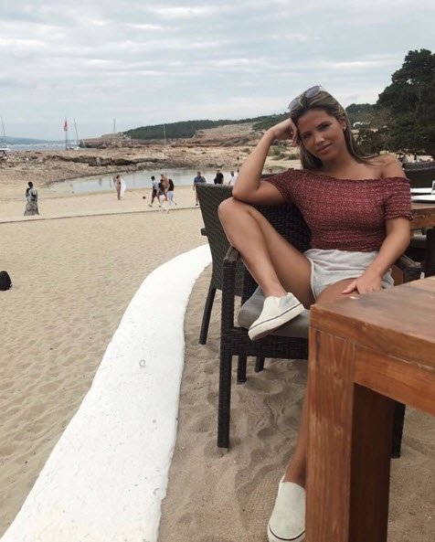 Oğuzhan Özyakup gönlünü Hollandalı DJ Manon Jazmin’e kaptırdı