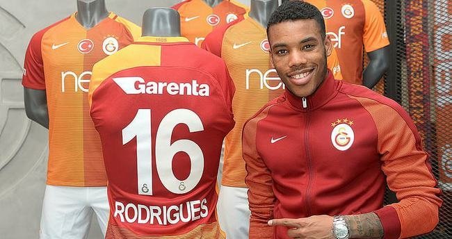 Galatasaray’a FIFA şoku!