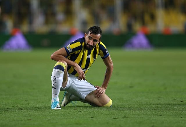 Fenerbahçe, Mehmet Topal ile yolları ayırıyor