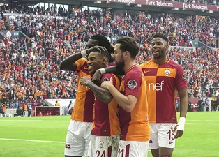 Rekorlarla ilklerle şampiyonluğa!