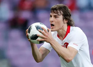 İngiltere'de gündem Çağlar Söyüncü!