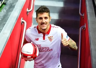 Sevilla, Jovetic'i kiraladı